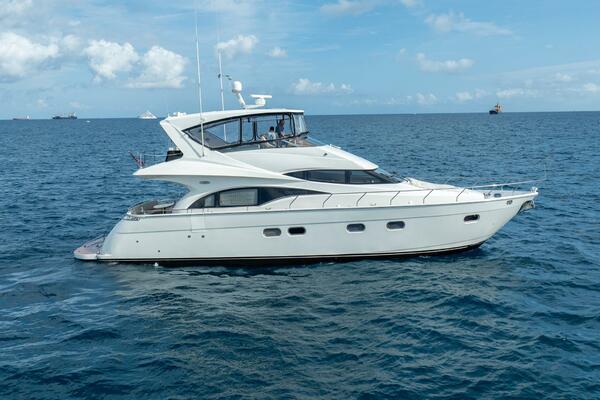 MAGIC MOMENTS 59ft Marquis Yacht For Sale