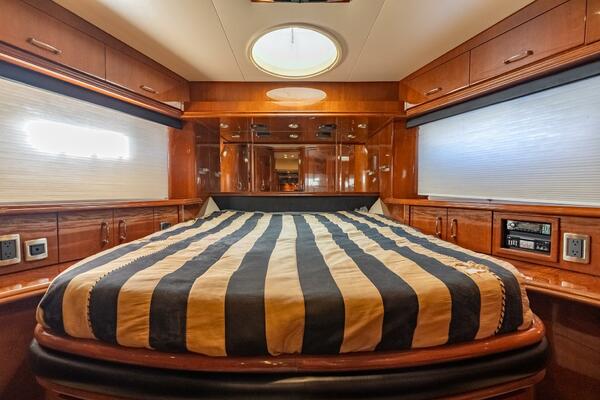 MAGIC MOMENTS 59ft Marquis Yacht For Sale