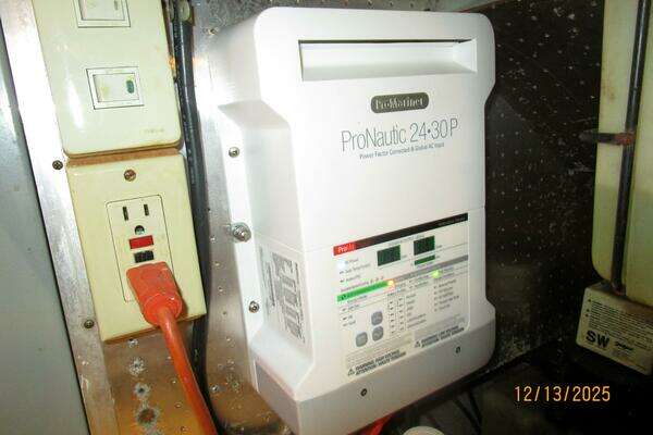 Jefferson Marquessa Yacht For Sale