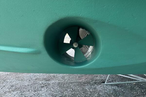 Perfect Fit 60ft Jefferson Yacht For Sale