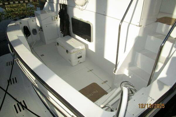 Perfect Fit 60ft Jefferson Yacht For Sale