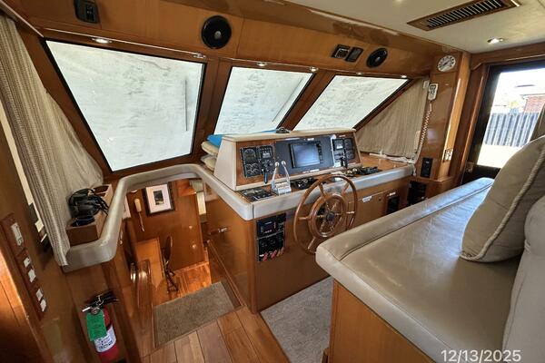 Perfect Fit 60ft Jefferson Yacht For Sale