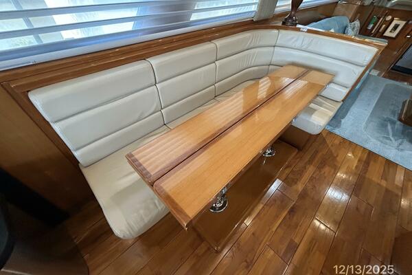 Perfect Fit 60ft Jefferson Yacht For Sale