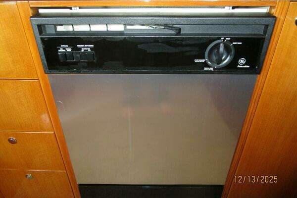 Jefferson Marquessa Yacht For Sale