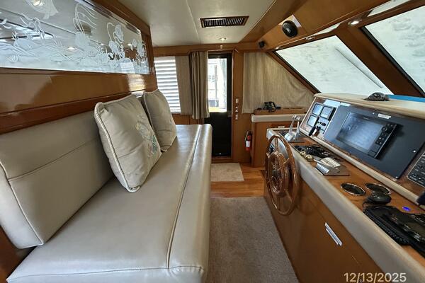Perfect Fit 60ft Jefferson Yacht For Sale