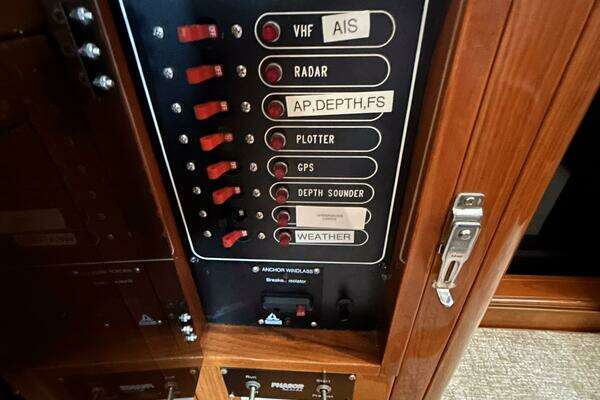 Jefferson Marquessa Yacht For Sale