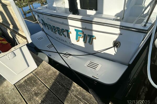 Perfect Fit 60ft Jefferson Yacht For Sale