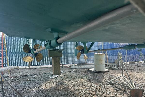 Perfect Fit 60ft Jefferson Yacht For Sale