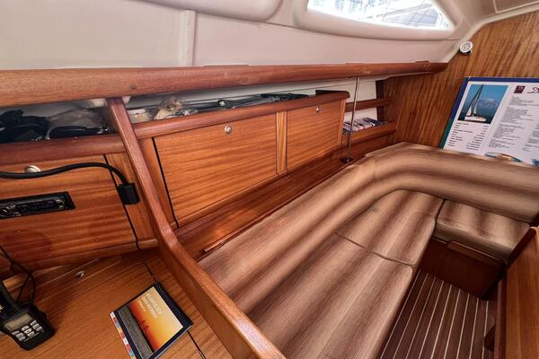 S V Margo 33ft Delphia Yacht For Sale