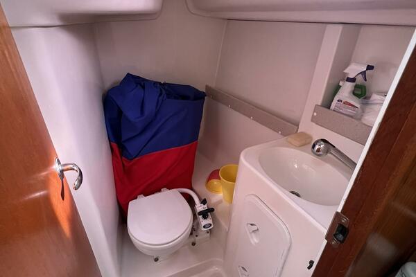 S V Margo 33ft Delphia Yacht For Sale