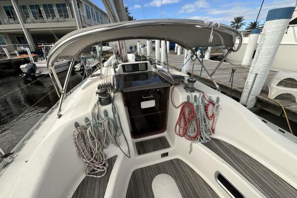 S V Margo 33ft Delphia Yacht For Sale