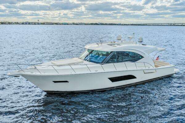 Riviera 565 SUV Yacht For Sale