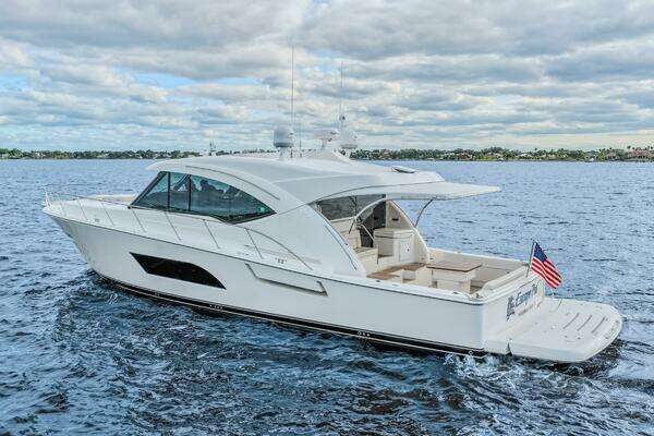 Riviera 565 SUV Yacht For Sale