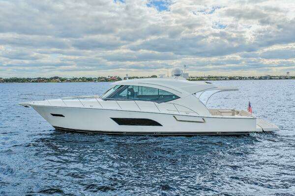 Riviera 565 SUV Yacht For Sale