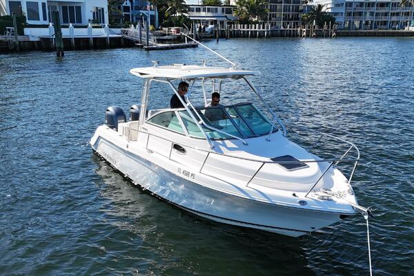 26ft Robalo Yacht For Sale