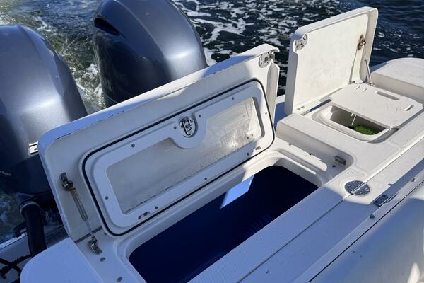 26ft Robalo Yacht For Sale