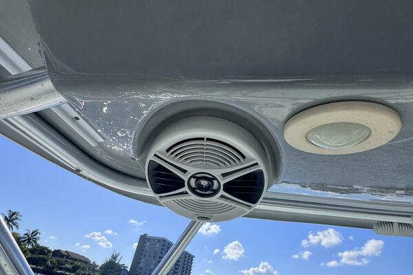 26ft Robalo Yacht For Sale