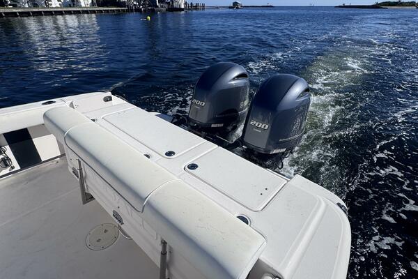 26ft Robalo Yacht For Sale