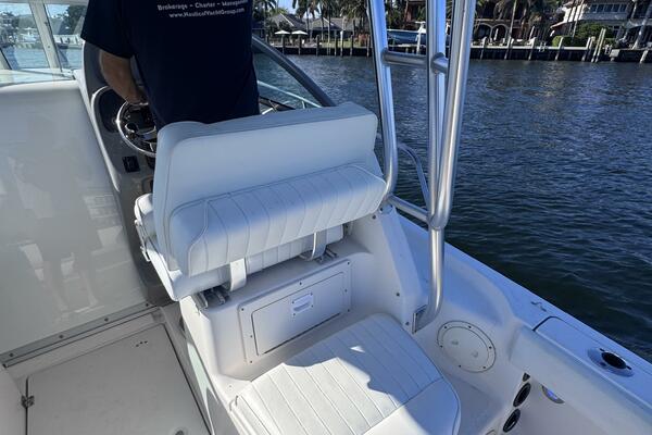 26ft Robalo Yacht For Sale