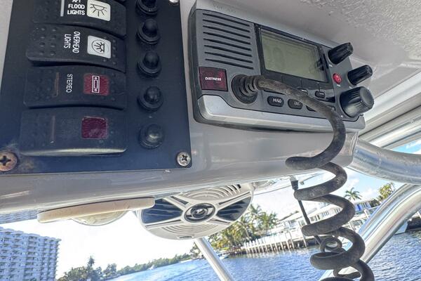 26ft Robalo Yacht For Sale