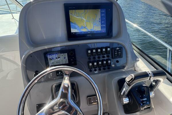 26ft Robalo Yacht For Sale