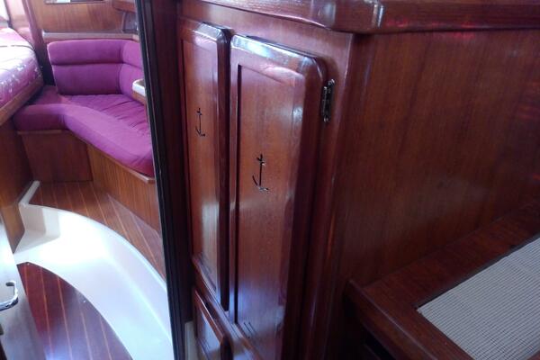 JerSea Girl  42ft Hunter Yacht For Sale