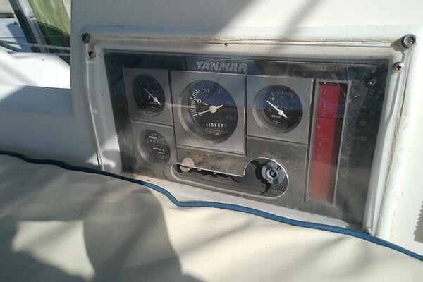 JerSea Girl  42ft Hunter Yacht For Sale