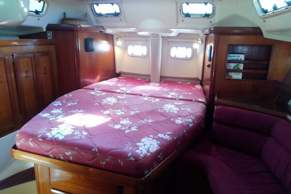JerSea Girl  42ft Hunter Yacht For Sale