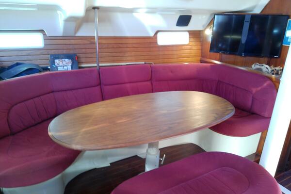 JerSea Girl  42ft Hunter Yacht For Sale