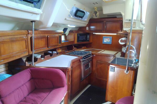 JerSea Girl  42ft Hunter Yacht For Sale