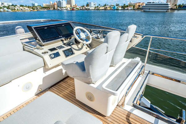 Azimut S7 Yacht For Sale