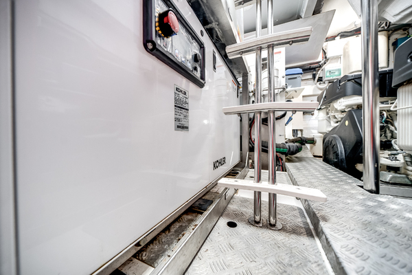 71ft Azimut Yacht For Sale