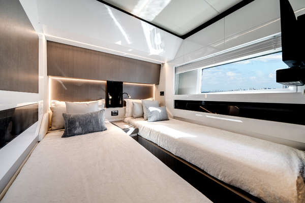 71ft Azimut Yacht For Sale