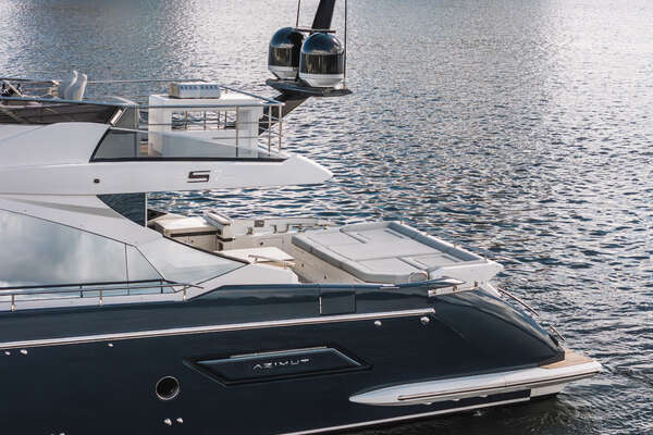 Azimut S7 Yacht For Sale