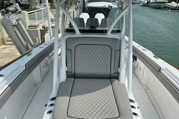 Valhalla 33 JUST ONE MORE - Exterior Forward Seating