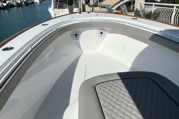 Valhalla 33 JUST ONE MORE - Exterior Bow