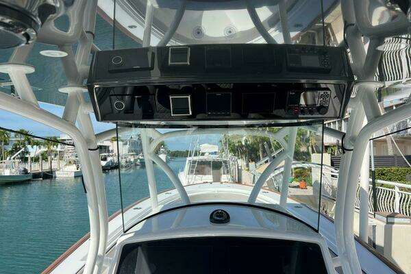 Valhalla Boatworks V-33 Yacht For Sale