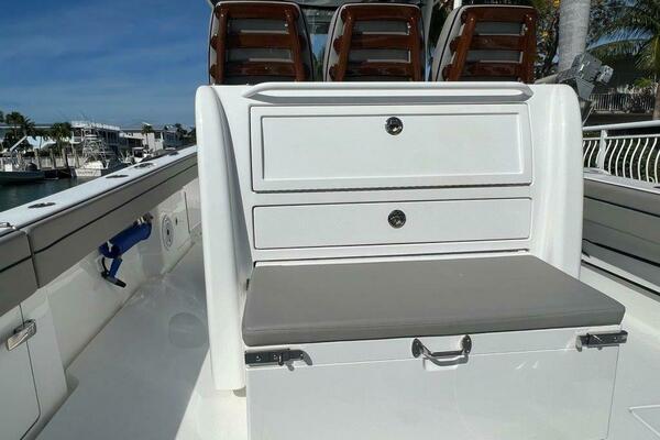 Valhalla 33 JUST ONE MORE - Bait Center Seating