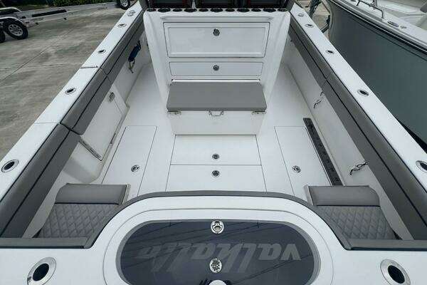 Valhalla Boatworks V-33 Yacht For Sale