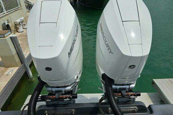 Valhalla Boatworks V-33 Yacht For Sale