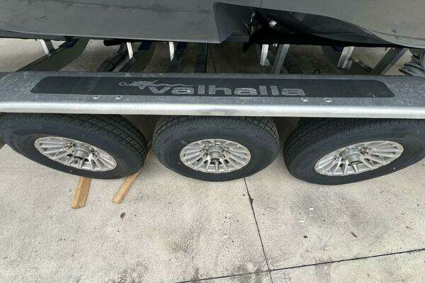 Valhalla Boatworks V-33 Yacht For Sale