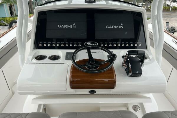 Valhalla 33 JUST ONE MORE - Helm 