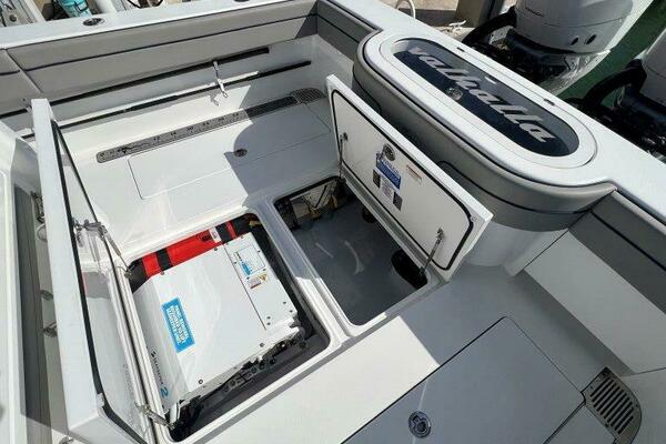 Valhalla 33 JUST ONE MORE - Aft Storage
