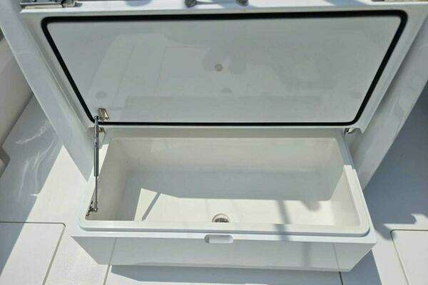 Valhalla Boatworks V-33 Yacht For Sale