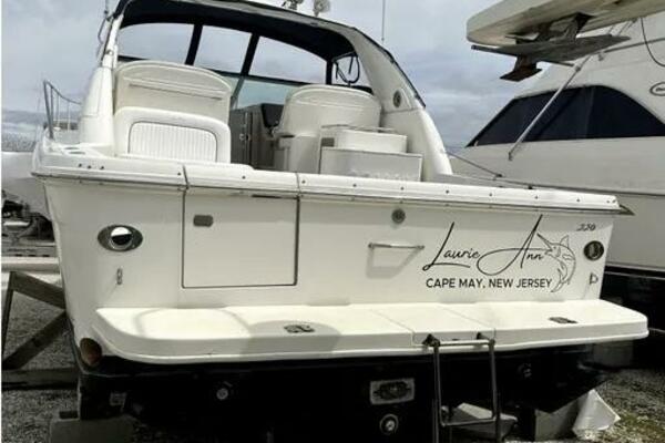 33ft Sea Ray Yacht For Sale