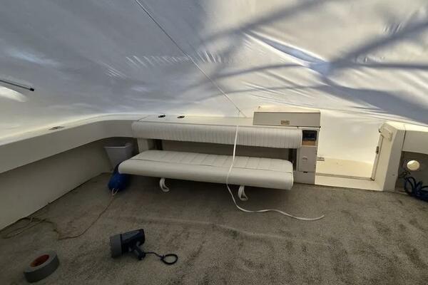 33ft Sea Ray Yacht For Sale