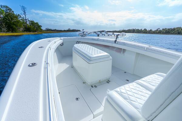 32ft Yellowfin Yacht For Sale