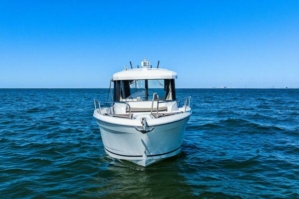 26ft Jeanneau Yacht For Sale