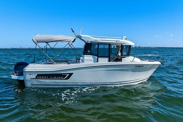 26ft Jeanneau Yacht For Sale