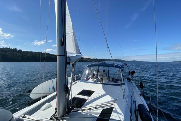 Run For The Roses 47ft Beneteau Yacht For Sale